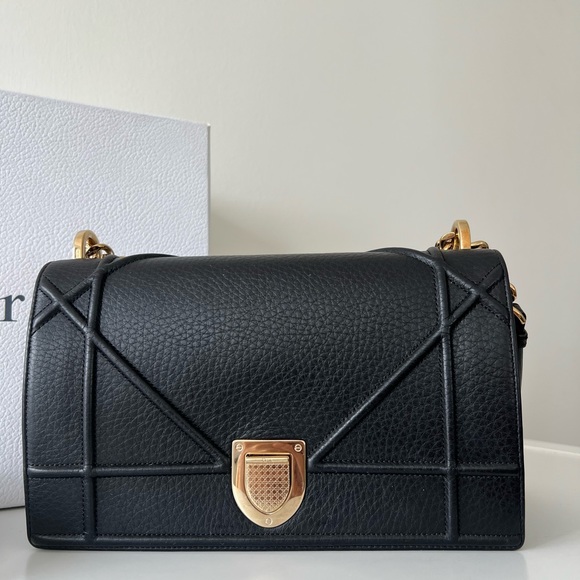 100% AUTHENTIC Christian Dior Diorama size MEDIUM - Picture 2 of 4